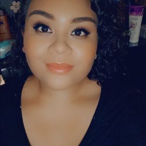 Meet your Posher, Alanie